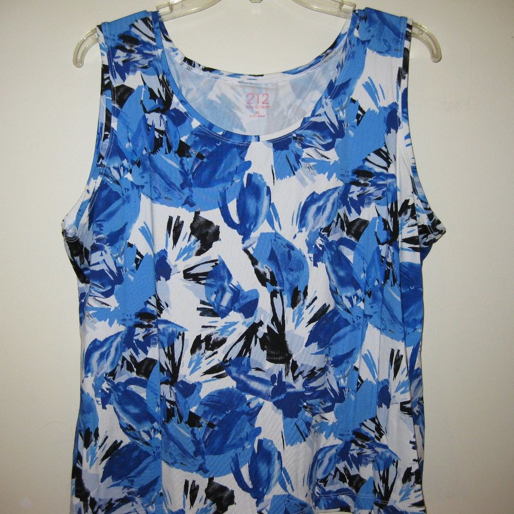 212 Floral satiny sleeveless blouse